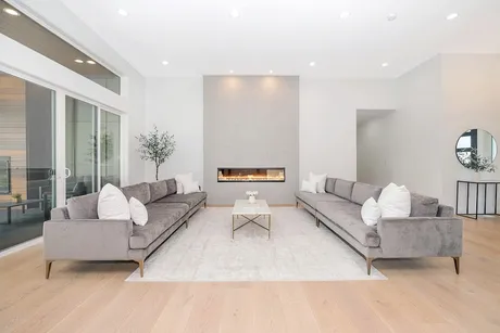 Recurring House Cleaning by Call Cleaning